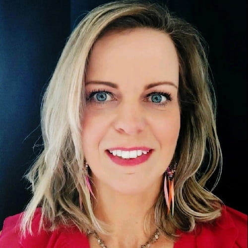 Photo of Lorna Dunn